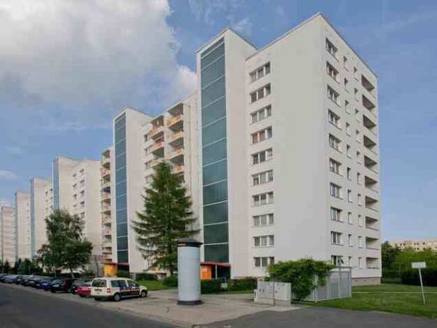 Wohnung zur Miete 363 € 1 Zimmer 39,5 m² 5. Geschoss frei ab 03.10.2026 Prohliser Allee 29 Prohlis-Süd Dresden 01239