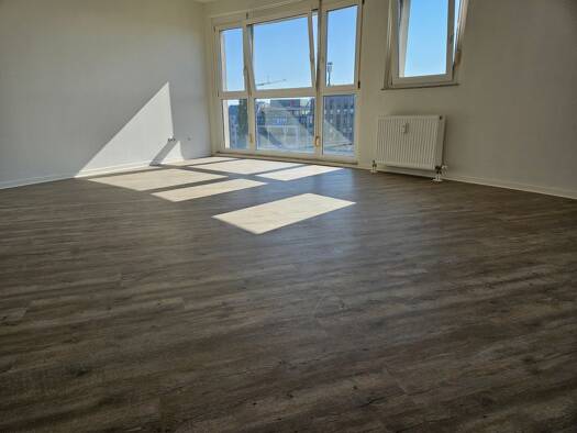 Wohnung zur Miete 621 € 2 Zimmer 66,8 m² Geschoss 6/7 frei ab 04.03.2026 Zentrum-Ost Leipzig 04103