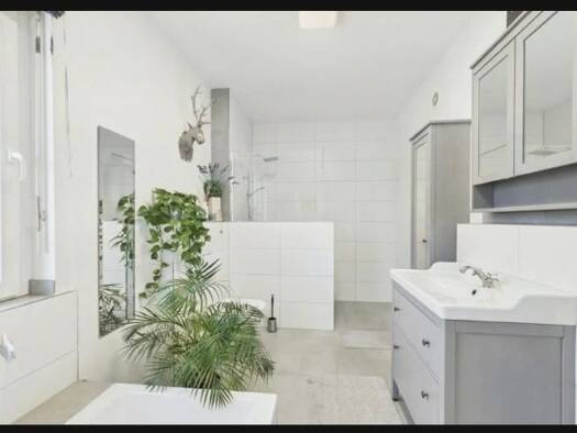 Terrassenwohnung zur Miete 690 € 2,5 Zimmer 72 m² frei ab 01.10.2026 Gering 56751