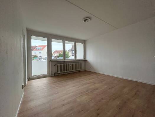 Wohnung zur Miete 450 € 1 Zimmer 35 m² Geschoss EG/5 frei ab 01.12.2025 Budapester Straße 20 Kriegenbrunn Erlangen 91056