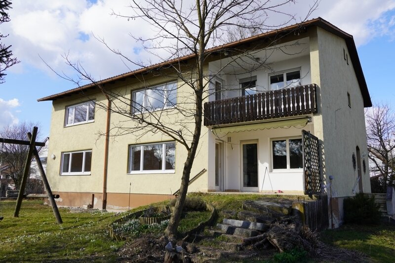 Mehrfamilienhaus zum Kauf 748.000 € 6 Zimmer 260 m²<br/>Wohnfläche 1.014 m²<br/>Grundstück ab sofort<br/>Verfügbarkeit Gärtnerstraße 32c Moosburg Moosburg 85368