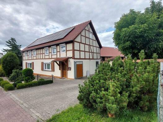 Einfamilienhaus zum Kauf 195.000 € 100 m² 2.553 m² Grundstück frei ab sofort Meßdorf Bismark (Altmark) 39629