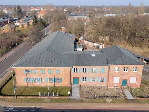Büro-/Lagergebäude zur Miete 2,50 € 1 Zimmer 1.600 m² Bürofläche Kirchmöser Brandenburg an der Havel 14774