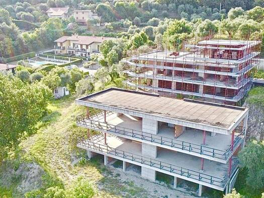 Penthouse zum Kauf - Erstbezug 2.150.000 € 12 Zimmer 280 m² 2. Geschoss frei ab sofort Via Monte Maderno Toscolano Maderno