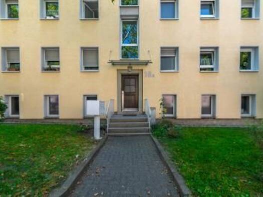 Wohnung zur Miete 281 € 1 Zimmer 33 m² 3. Geschoss frei ab 01.12.2026 Seinsheimstraße 18 a Frauenland Würzburg 97074