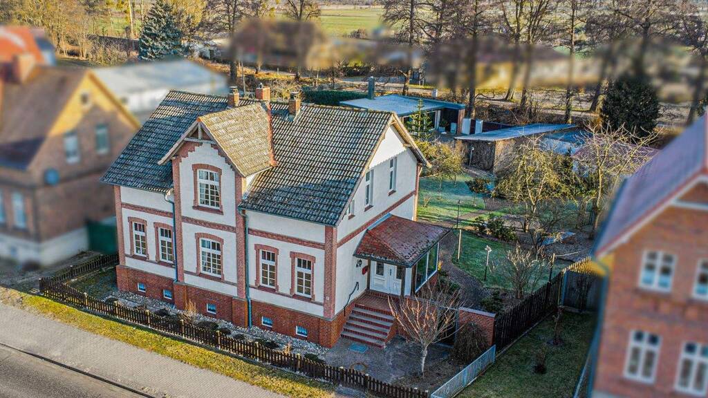 Stadthaus zum Kauf 579.000 € 8 Zimmer 218 m² 1.490 m² Grundstück Ludwigslust 19288