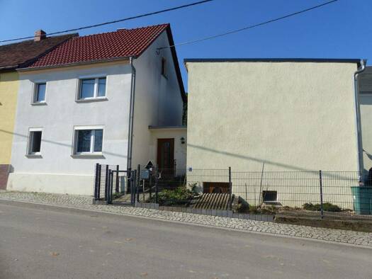 Reihenmittelhaus zum Kauf 24.999 € 5 Zimmer 79 m² 170 m² Grundstück Kaisa Belgern-Schildau 04774