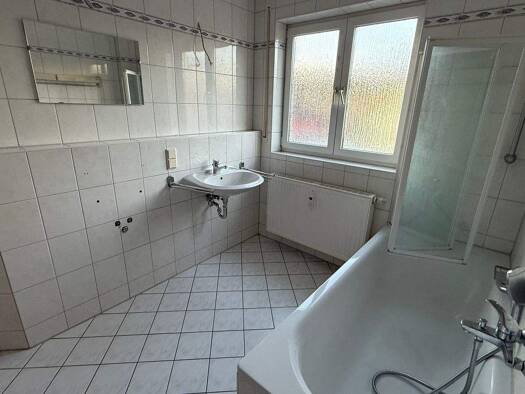 Studio zur Miete 485 € 3 Zimmer 72,5 m² 1. Geschoss Sachsenstr. 23 Flöha 09557