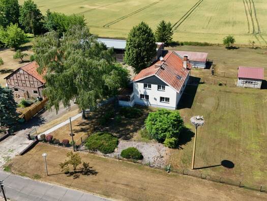 Haus zum Kauf 450.000 € 9 Zimmer 200 m² 8.095 m² Grundstück Nordhof Fehrbellin 16833