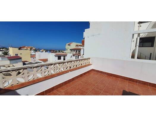 Villa zum Kauf 9 Zimmer 346 m² 111 m² Grundstück Puerto de la Cruz 38400