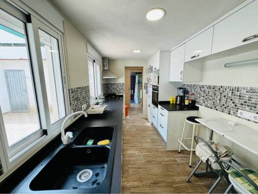Wohnung zum Kauf 145.000 € 3 Zimmer 99 m² Orba 03790