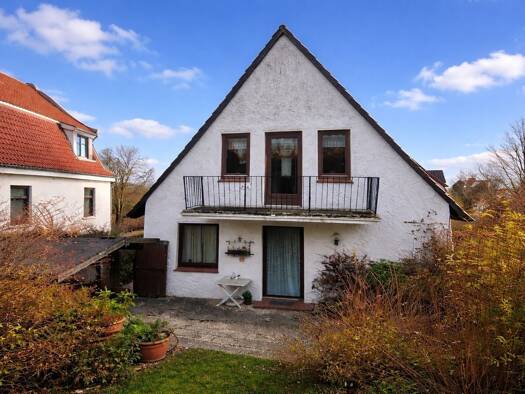 Einfamilienhaus zum Kauf 325.000 € 4,5 Zimmer 101 m² 1.048 m² Grundstück Eutin 23701