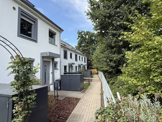Reihenmittelhaus zur Miete 1.300 € 5 Zimmer 138 m² frei ab 01.11.2025 Trupermoor Lilienthal 28865