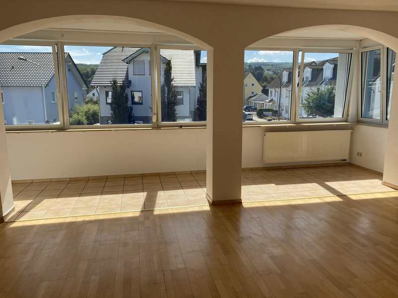 Wohnung zum Kauf provisionsfrei 700 € 3 Zimmer 94 m²<br/>Wohnfläche ab sofort<br/>Verfügbarkeit Hochstadenstr. Ahrweiler Bad Neuenahr-Ahrweiler 53474