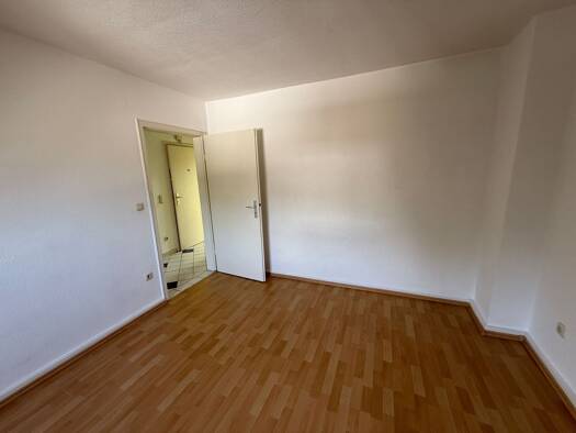 Wohnung zur Miete 350 € 2 Zimmer 40 m² frei ab sofort Werderstr. Untermeiderich Duisburg 47137