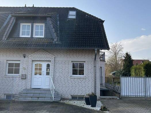 Doppelhaushälfte zum Kauf 320.000 € 5 Zimmer 192 m² 613 m² Grundstück Buer Melle 49328