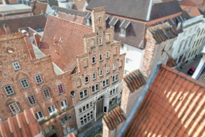 Stadthaus zum Kauf 1.850.000 € 10,5 Zimmer 427 m²<br/>Wohnfläche 204 m²<br/>Grundstück Innenstadt Lübeck 23552