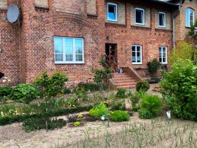 Doppelhaushälfte zum Kauf 189.777 € 6 Zimmer 220 m² 800 m² Grundstück Groß Schwiesow Groß Schwiesow 18276