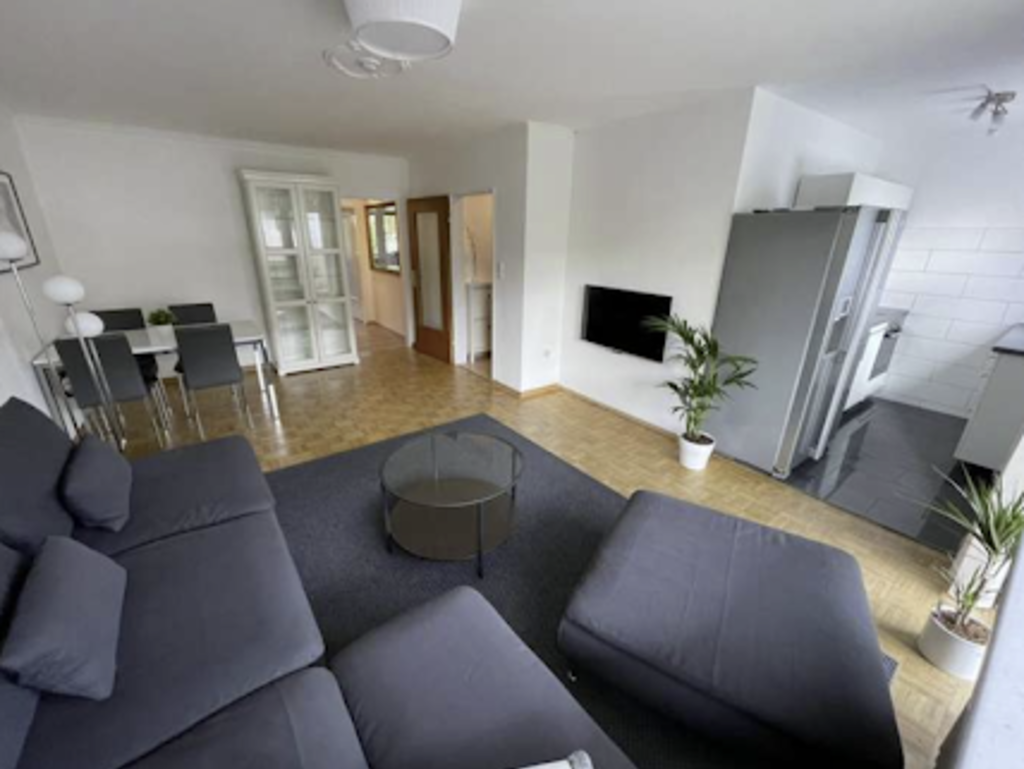 Wohnung zur Miete Wohnen auf Zeit 4.200 € 2 Zimmer 57 m²<br/>Wohnfläche 31.12.2024<br/>Verfügbarkeit Schleißheimer Straße Am Hart München 80809