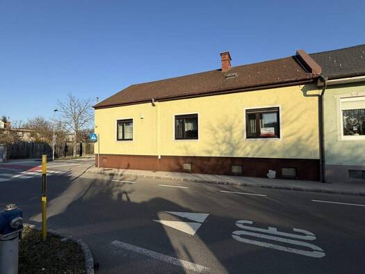 Einfamilienhaus zum Kauf 310.000 € 3 Zimmer 100 m² 308 m² Grundstück Wiener Neustadt 2700