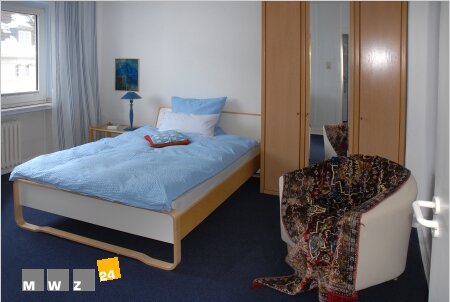 Wohnung zur Miete Wohnen auf Zeit 830 € 1,5 Zimmer 30 m²<br/>Wohnfläche 01.03.2025<br/>Verfügbarkeit Oberkassel Düsseldorf 40549