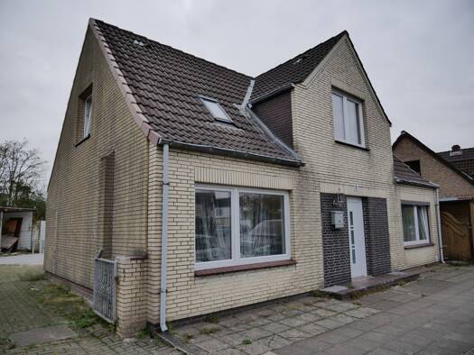 Einfamilienhaus zum Kauf 149.000 € 4 Zimmer 115 m² 689 m² Grundstück Heide 25746