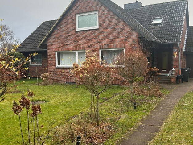 Mehrfamilienhaus zur Miete 2.050 € 6 Zimmer 190 m² 1.200 m² Grundstück frei ab sofort Itzehoe 25524