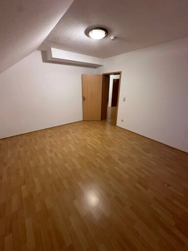 Wohnung zum Kauf provisionsfrei 132.000 € 3,5 Zimmer 120 m² frei ab sofort Geschwister-Scholl-Ring Beienheim Reichelsheim 61203