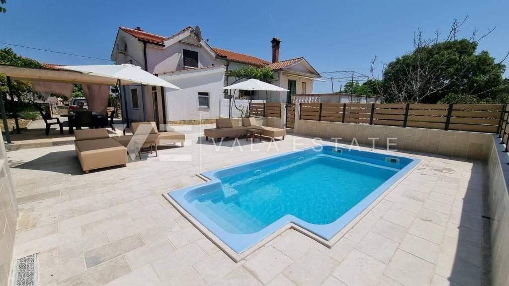 Haus zum Kauf 380.000 € 3 Zimmer 74 m² Centar