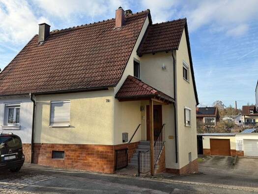 Doppelhaushälfte zum Kauf 229.000 € 5 Zimmer 60 m² 415 m² Grundstück frei ab sofort Ansbach 91522