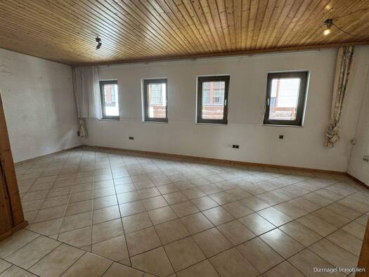 Mehrfamilienhaus zum Kauf 349.000 € 8 Zimmer 158 m² 157 m² Grundstück Heidingsfeld Würzburg 97084