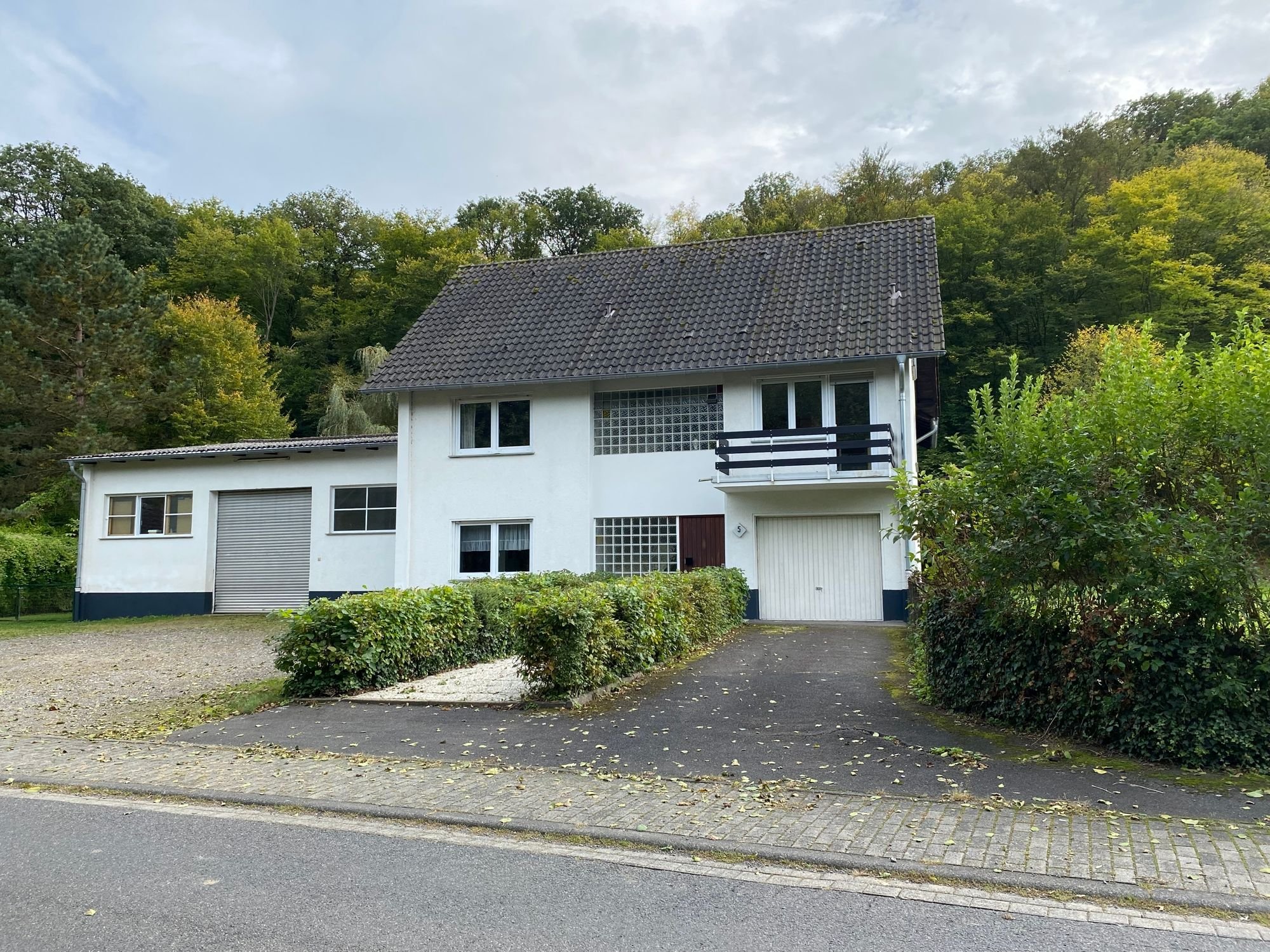 Haus zum Kauf 579.000 € 10 Zimmer 324 m²<br/>Wohnfläche 4.214 m²<br/>Grundstück Gönnersdorf 53498