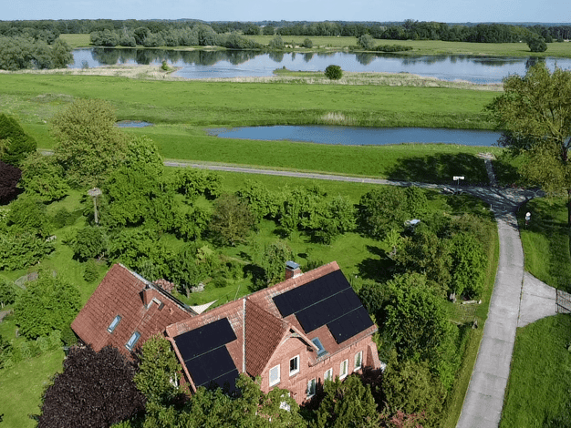 Mehrfamilienhaus zum Kauf 539.000 € 11 Zimmer 317 m² 4.940 m² Grundstück Strachau Amt Neuhaus 19273