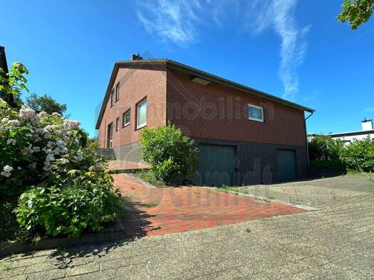 Einfamilienhaus zum Kauf 348.000 € 8 Zimmer 208 m² 923 m² Grundstück Weener 26826