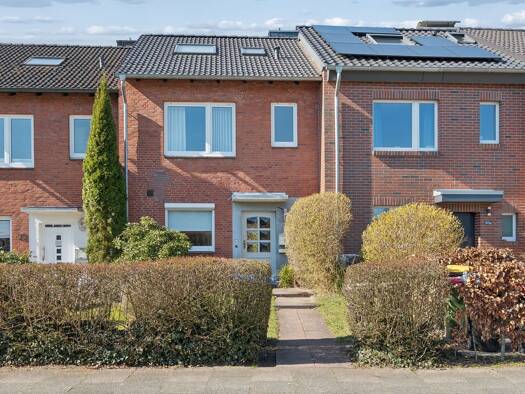 Reihenmittelhaus zum Kauf 425.000 € 4 Zimmer 94,4 m² 194 m² Grundstück frei ab 01.06.2026 Rahlstedt Hamburg 22147