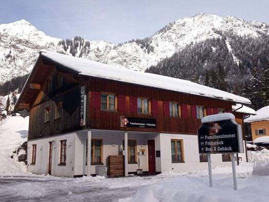 Hotel zum Kauf 1.295.000 € 30 Betten 800 m² Gastrofläche Dalaas 6752