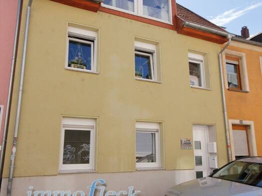 Reihenmittelhaus zum Kauf 215.000 € 130 m² 360 m² Grundstück St. Ingbert Sankt Ingbert 66386