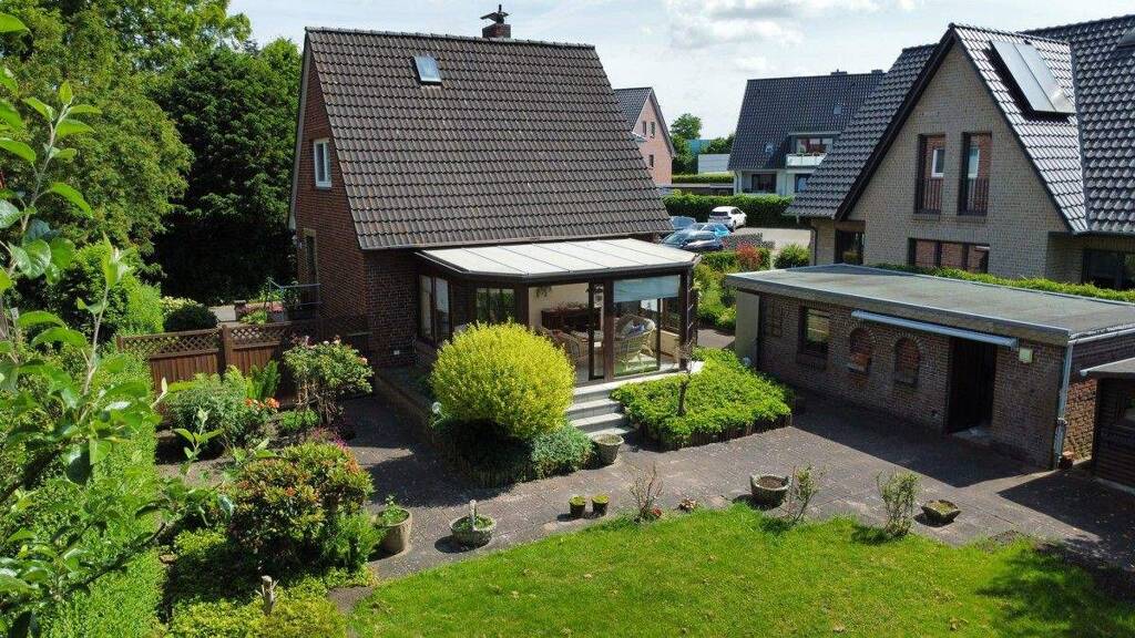 Einfamilienhaus zum Kauf 395.000 € 3,5 Zimmer 83,2 m² 860 m² Grundstück Rellingen 25462
