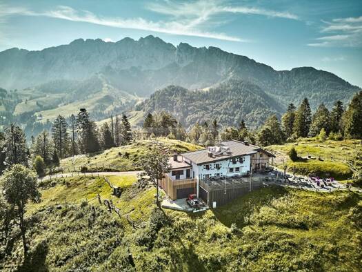 Hotel zum Kauf 3.300.000 € 22 Betten 650 m² Gastrofläche 1.941 m² Grundstück Kufstein 6330