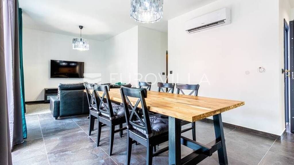 Wohnung zur Miete 1.000 € 2 Zimmer 75 m² 3. Geschoss Trogir Trogir