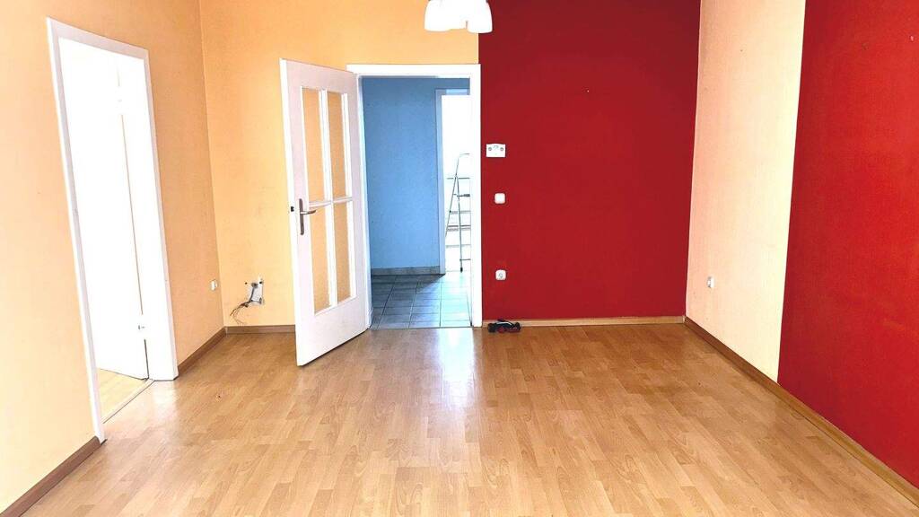 Wohnung zum Kauf 360.000 € 4 Zimmer 89 m² 5 Geschosse frei ab sofort Scheurenstraße 1234 Friedrichstadt Düsseldorf 40215
