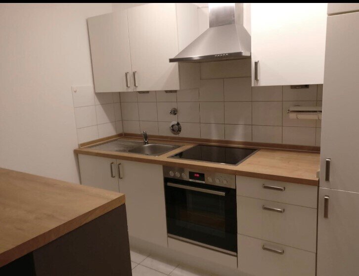 Wohnung zur Miete 786 € 1 Zimmer 68,4 m²<br/>Wohnfläche UG<br/>Geschoss ab sofort<br/>Verfügbarkeit Humboldtstr. 60 Düsseltal Düsseldorf 40237