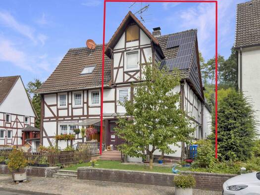 Doppelhaushälfte zum Kauf 84.900 € 7 Zimmer 180 m² 278 m² Grundstück frei ab 01.04.2026 Ehringen Volkmarsen 34471