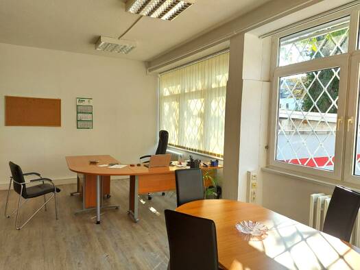 Büro zur Miete provisionsfrei 678 € 4 Zimmer 113 m² Bürofläche Gr.- Diesdorfer- Str. 64b Stadtfeld West Magdeburg 39110