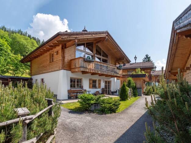 Haus zum Kauf 1.290.000 € 7 Zimmer 133,8 m² 218,7 m² Grundstück Neukirchen am Großvenediger 5741