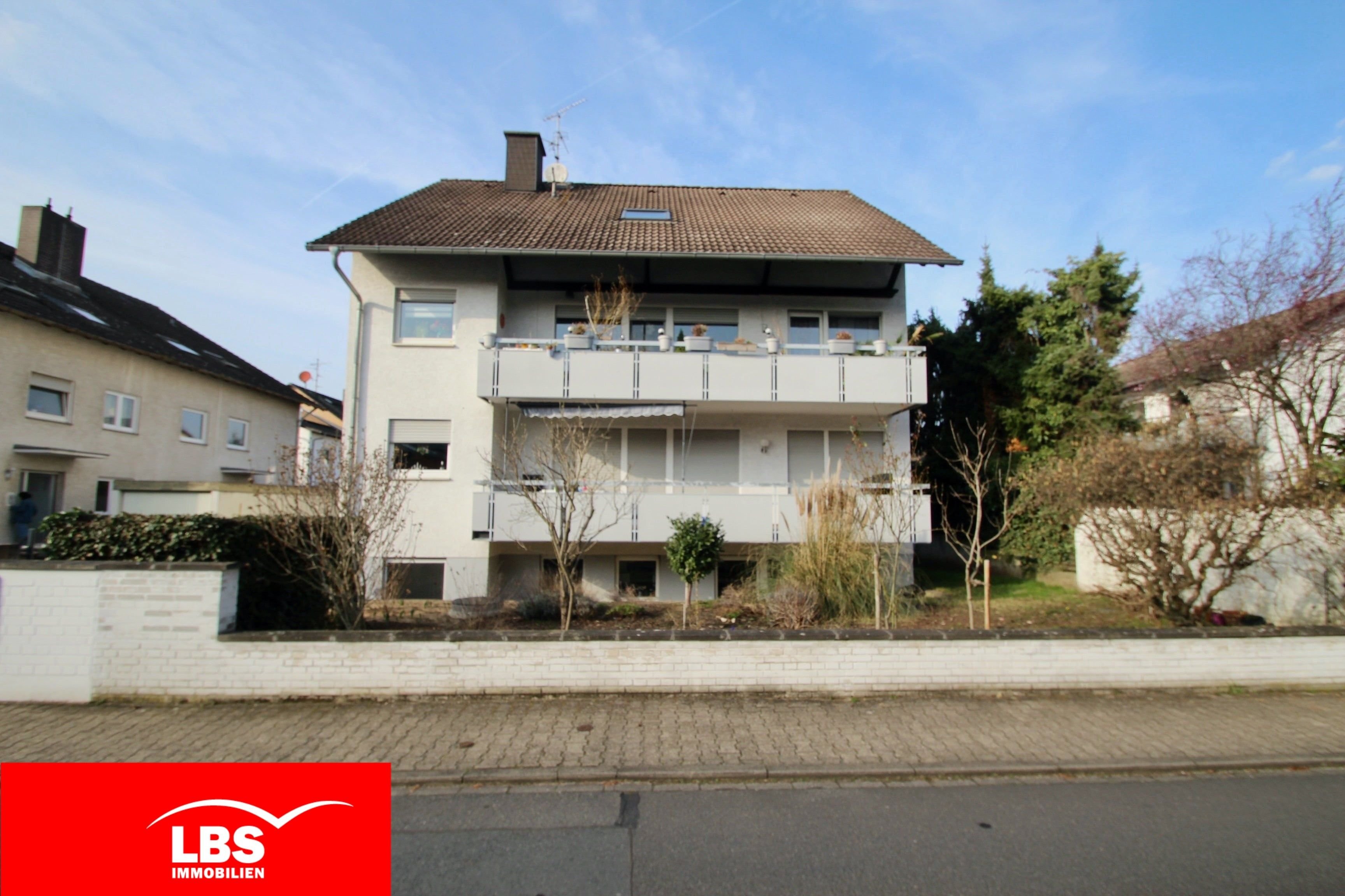 Mehrfamilienhaus zum Kauf als Kapitalanlage geeignet 1.087.000 € 13 Zimmer 320 m²<br/>Wohnfläche 586 m²<br/>Grundstück Mörfelden Mörfelden-Walldorf 64546