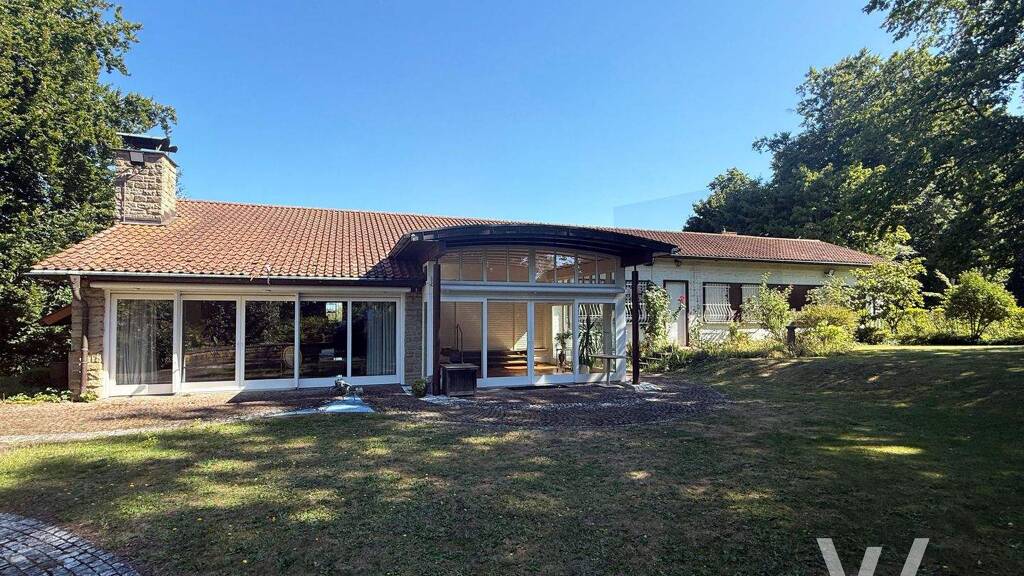 Einfamilienhaus zum Kauf 1.250.000 € 403 m² 2.216 m² Grundstück Alt-Saarbrücken Saarbrücken 66119