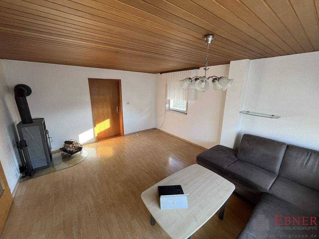 Immobilie in Viechtach - Schmuckes Wohnhaus in der Stadt Viechtach / OT Blossersberg - Bild 2