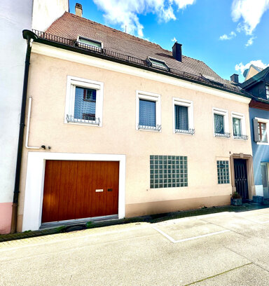 Stadthaus zum Kauf 340.000 € 5,5 Zimmer 160 m² 122 m² Grundstück Kenzingen Kenzingen 79341