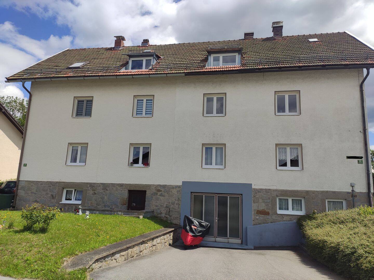 Mehrfamilienhaus zum Kauf - Ansicht 2